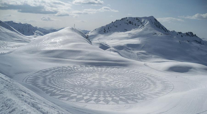 Illustration for article titled Art That's Made with Snow and Ice